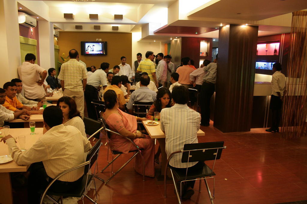 Hotel Fame City Guwahati Dış mekan fotoğraf